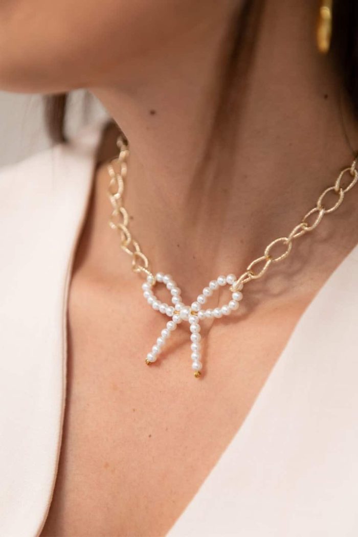Pearl Bow Necklace