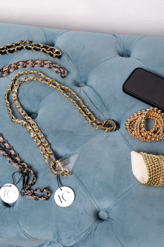 Silver mobile necklace