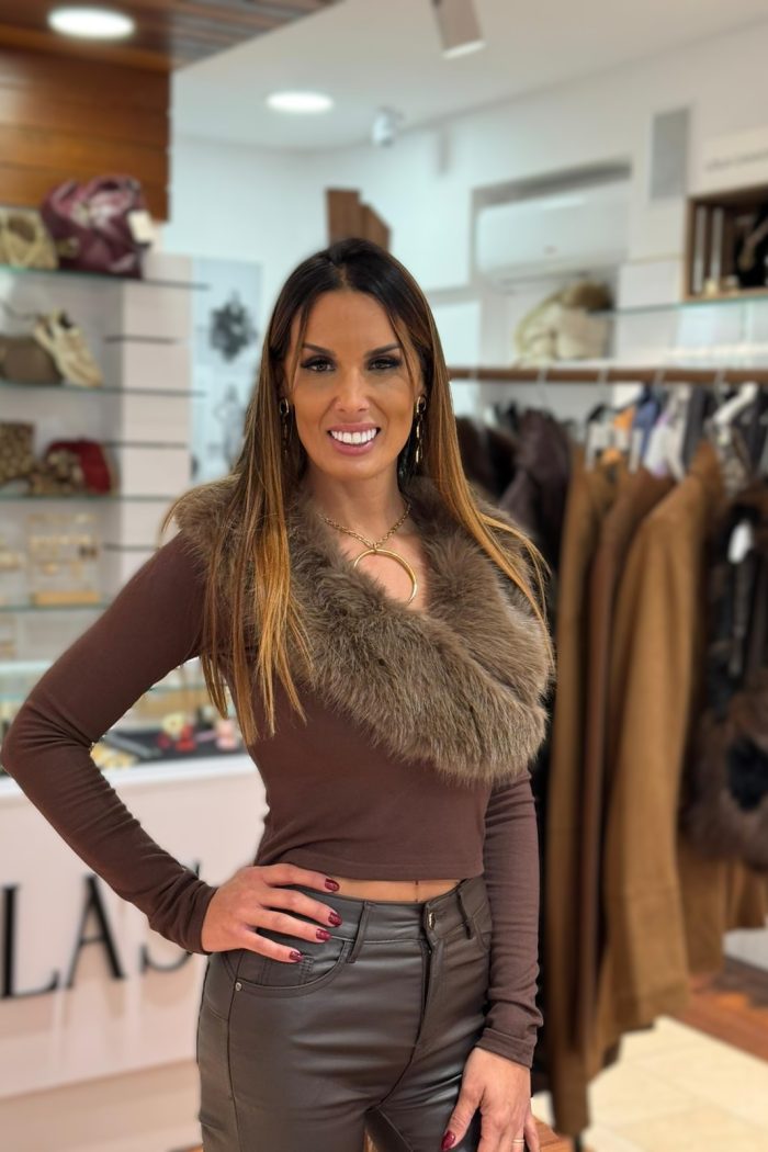 Fur neck sweater
