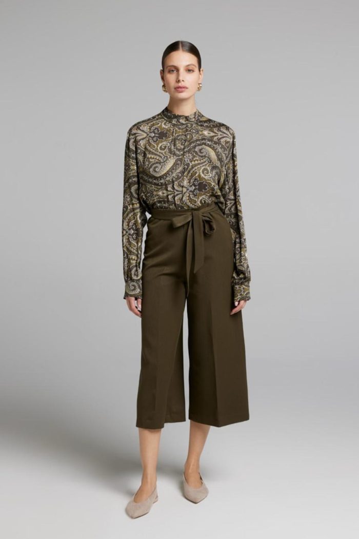 Pantalón Capri Elegant